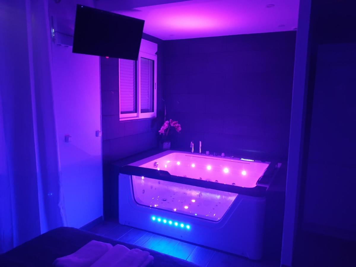 Love Suite And Spa - Κάννες Εξωτερικό φωτογραφία